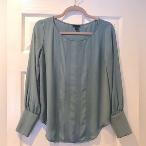Ann Taylor Blouse (size XS)